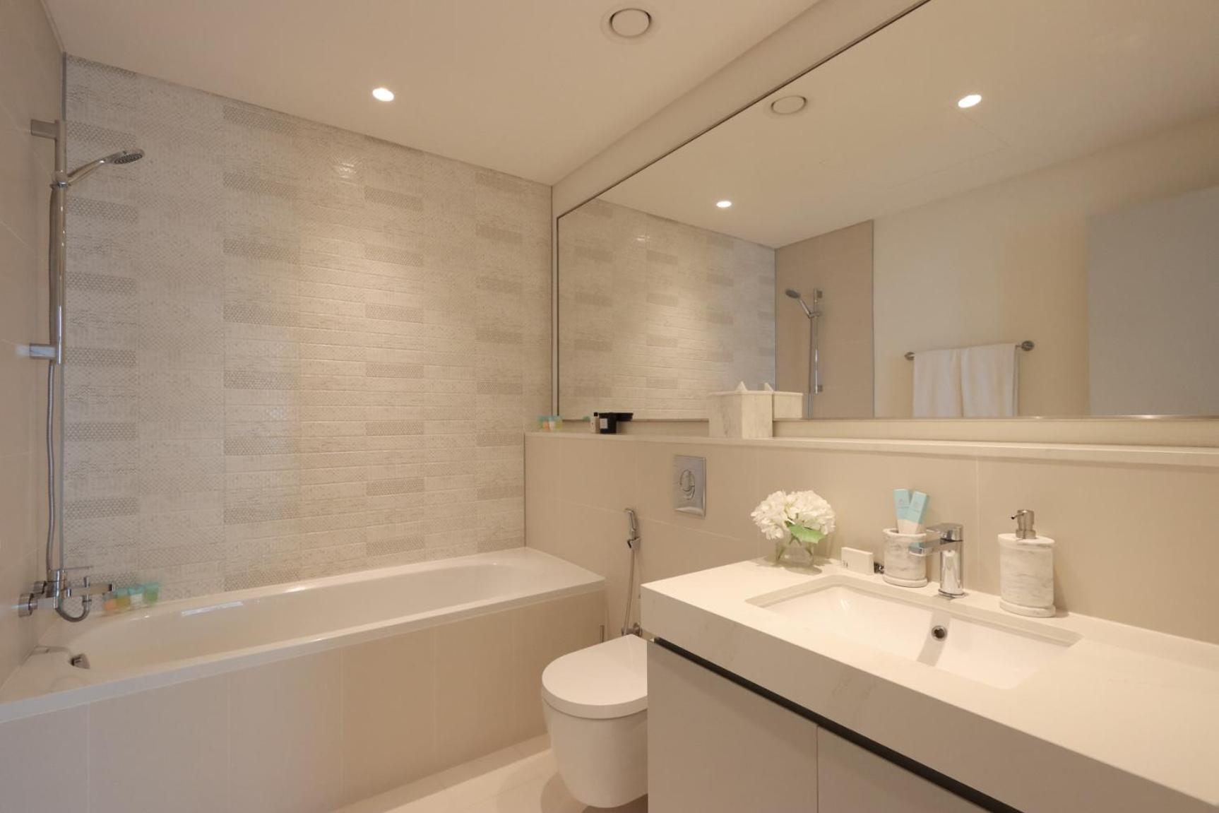 Apartment Livbnb-beachfront 3br With Marina Harbour Panorama Dubai