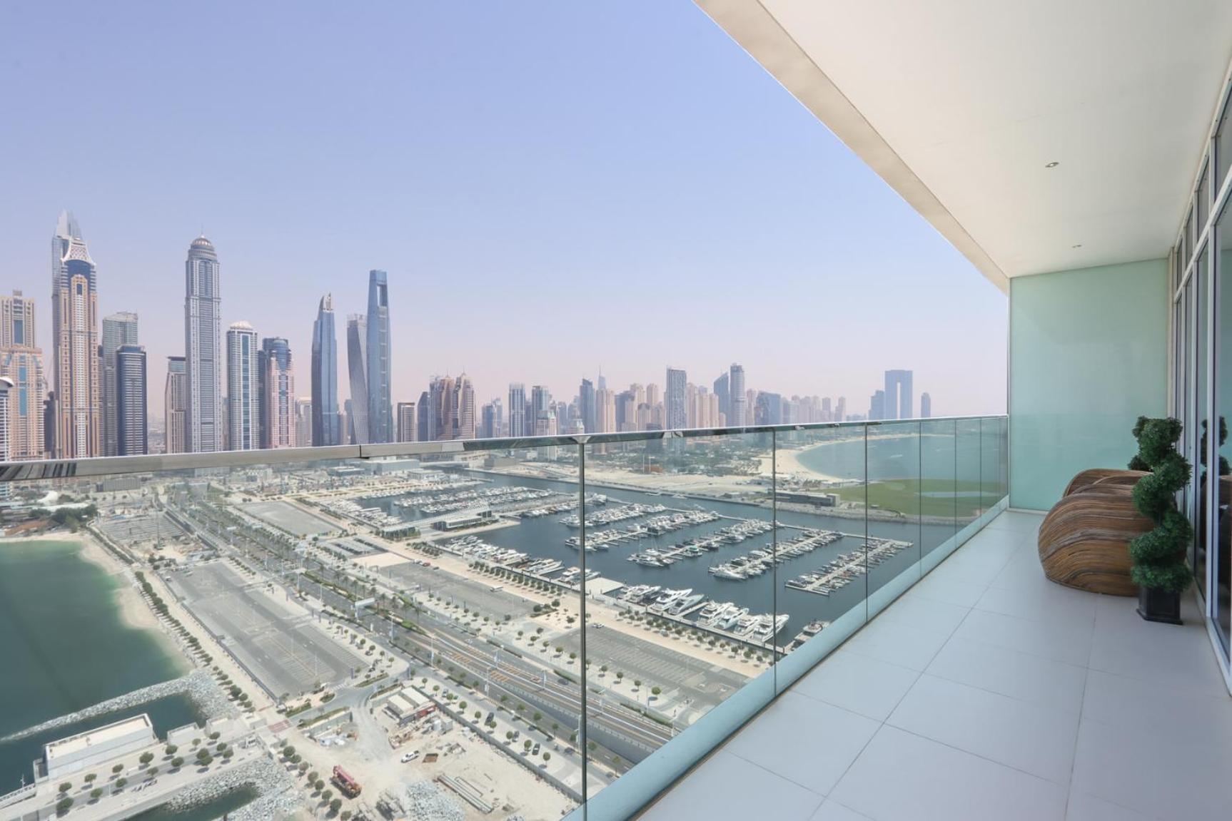 Livbnb-beachfront 3br With Marina Harbour Panorama Dubai