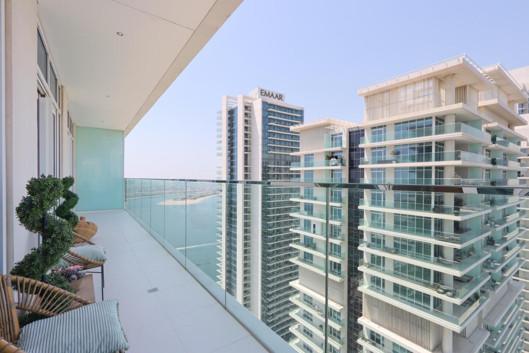 Livbnb-beachfront 3br With Marina Harbour Panorama Apartment